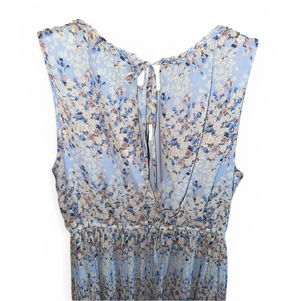 Maison Jules Light Blue Floral Sleeveless Pleated Maxi Dress Womens Size Medium - Picture 4 of 7